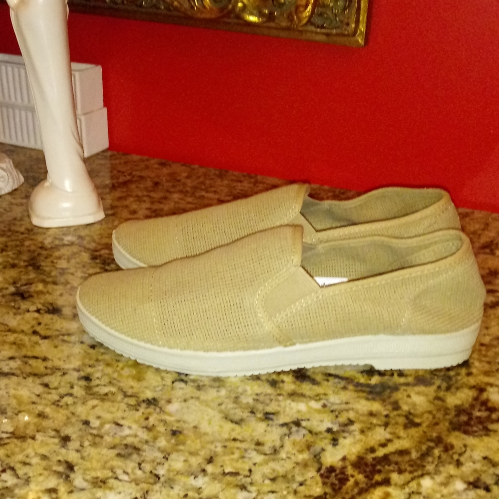 0218 Haband Casual Joe Slide Ons